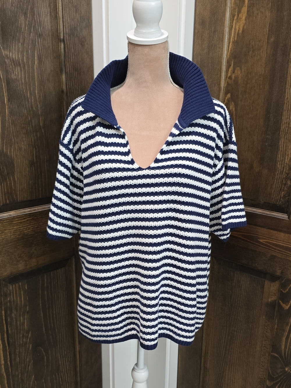 Navy & White Striped Sweatet